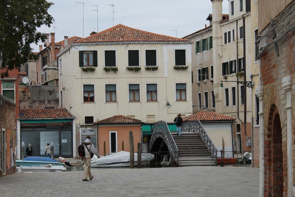 Appartamento Ghetto Novissimo Venedig Zimmer foto