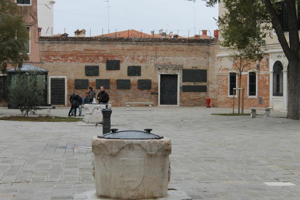 Appartamento Ghetto Novissimo Venedig Zimmer foto